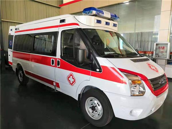 共青城市福特V362救护车